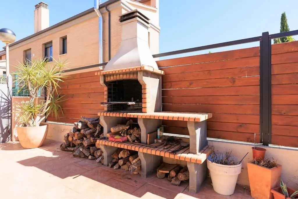 Adosado Con Jardin En Los Xalets De Salou Holiday home